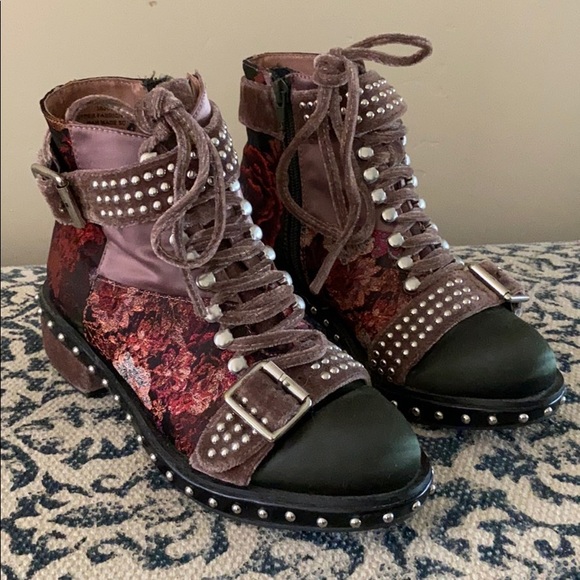 FREE PEOPLE-JEFFREY CAMPBELL grapevine boot - Picture 4 of 4